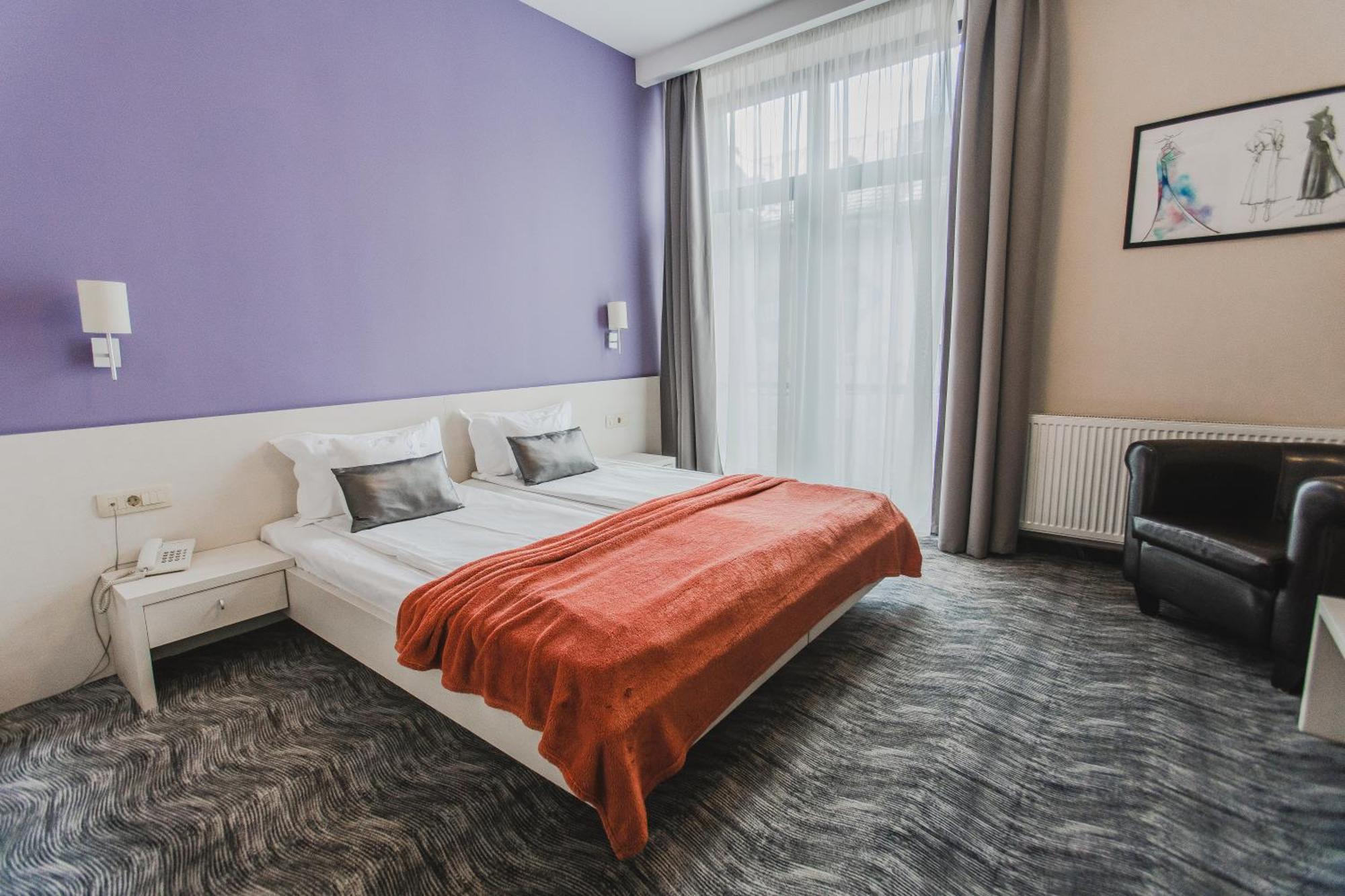 Caro Boutique Hotel Oradea Eksteriør bilde